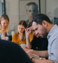 Organisationsberatung in Hamburg mit einer Gruppe von Menschen 
